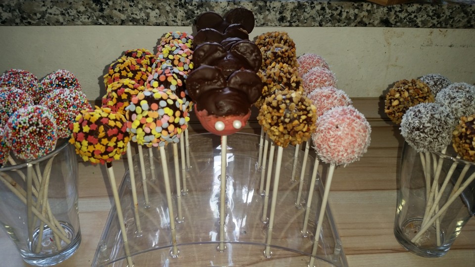 Cake Pops aus dem Cake Pop Maker von amandea | Chefkoch.de