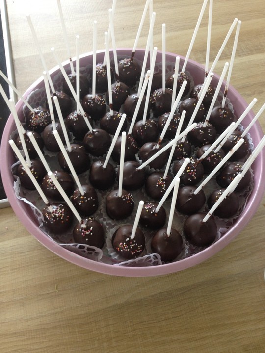 Cake Pops aus dem Cake Pop Maker von amandea Chefkoch.de