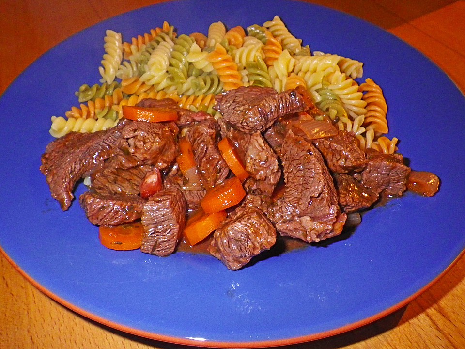 Burgunderfleisch nach Art des Hauses von DrBitzel | Chefkoch.de