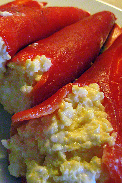 Gefüllte Paprikaschoten, vegetarisch von wiLma07 | Chefkoch.de