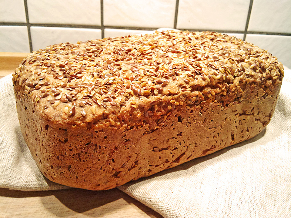 Saftiges Leinsam-Möhren-Vollkornbrot von gloryous | Chefkoch.de