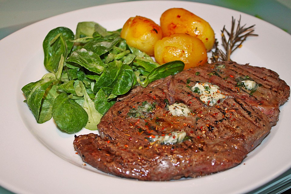 Feldsalat mit Kartoffel-Balsamico-Dressing von wlichefkoch | Chefkoch.de