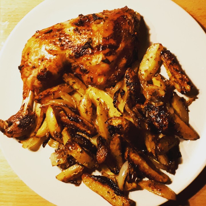Knoblauch - Zitronen - Hähnchen mit Ofenkartoffeln von süßmaul ... Knoblauch - Zitronen - Hähnchen mit Ofenkartoffeln von süßmaul ...
