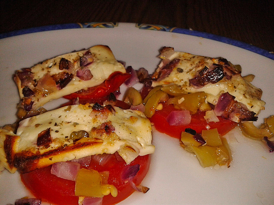 Tomate, Peperoni, Oliven mit Schafskäse und Zwiebeln überbacken von ...