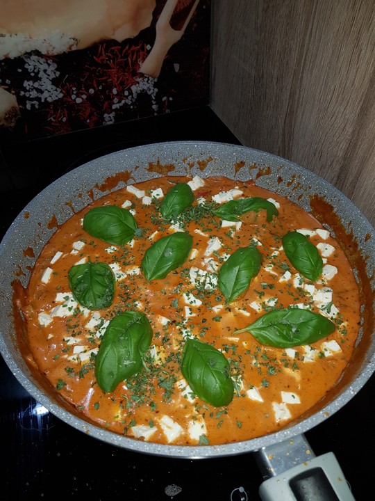 PaprikaHackPfanne mit Feta von Paulaenola Chefkoch.de