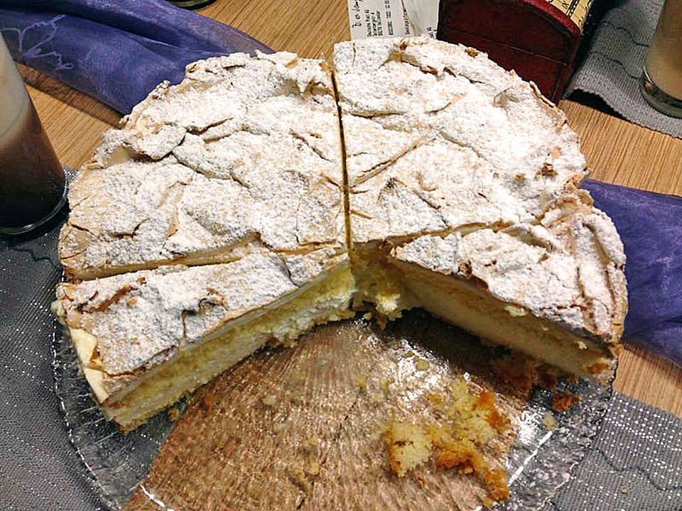 Zitronencreme-Torte mit Baiserhaube von Besitos1000 | Chefkoch.de