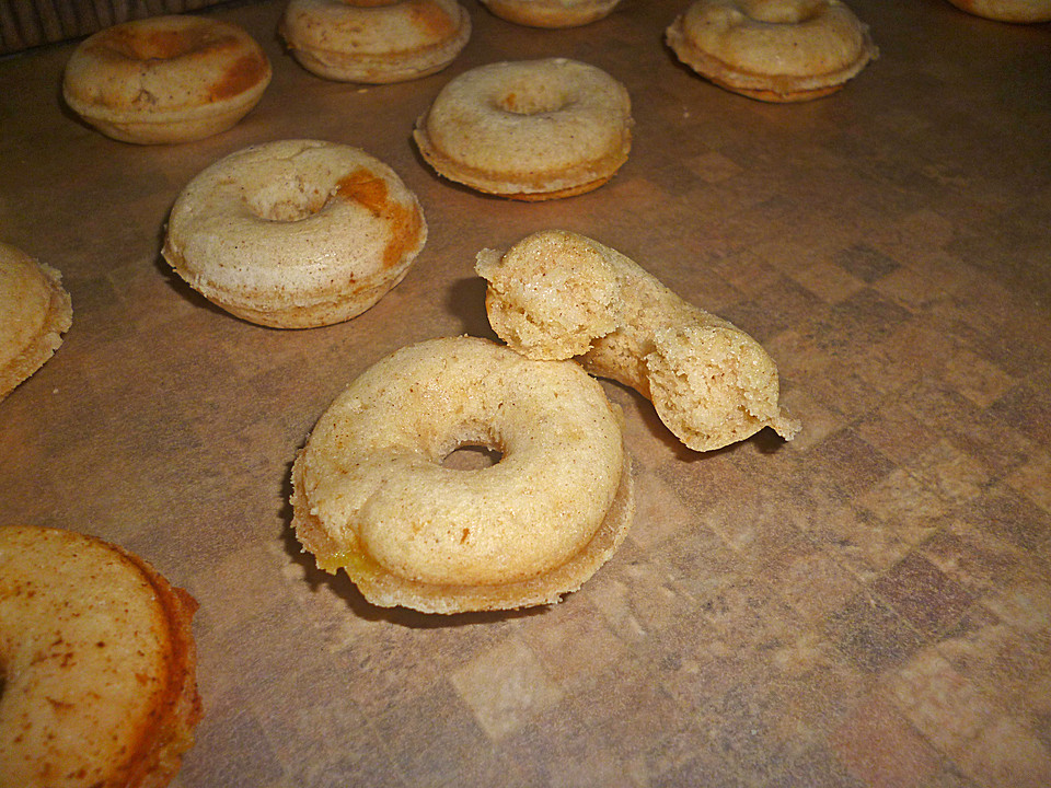Apfel-Zimt Donuts mit Zuckerguss | Chefkoch.de