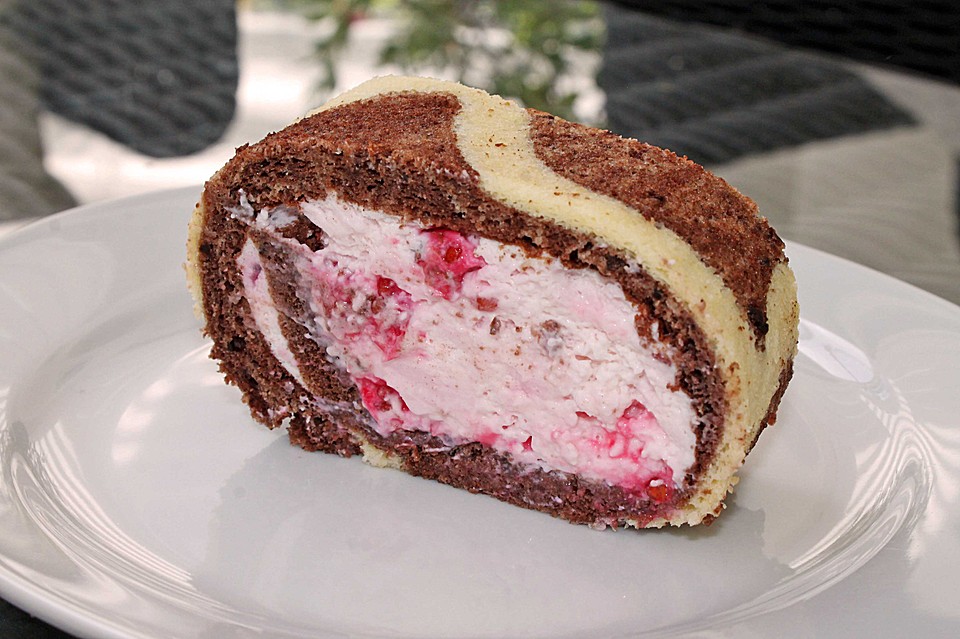 Biskuit-Rolle im Giraffen-Look von moosmutzel311 | Chefkoch.de