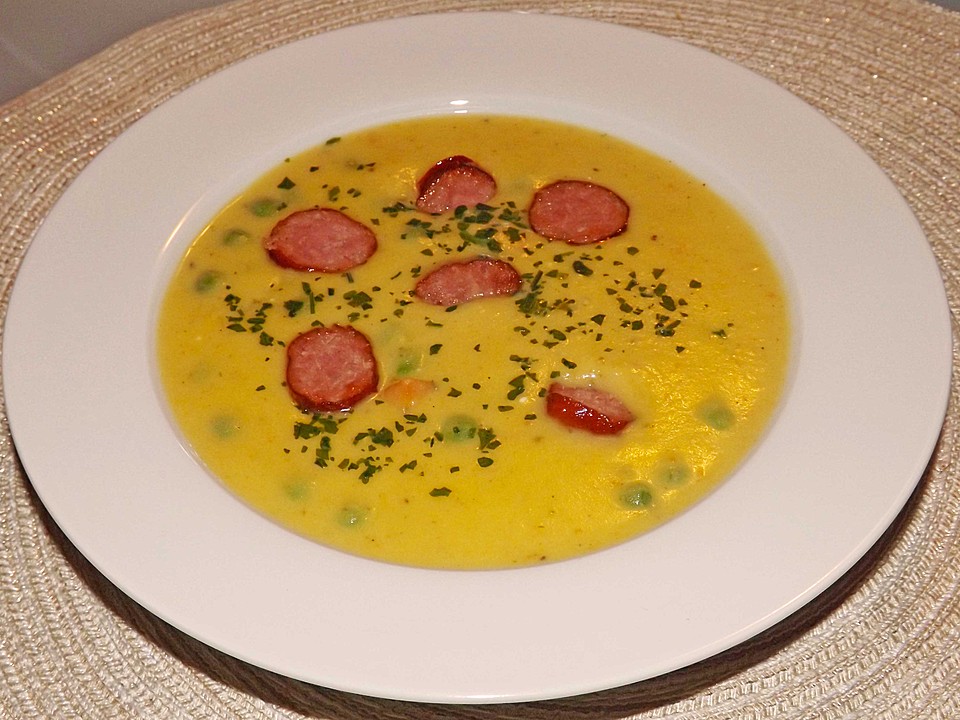 Kartoffelsuppe mit Erbsen und Mettwürstchen von kwr57 | Chefkoch.de