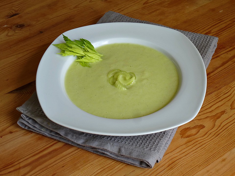 Stangensellerie Cremesuppe