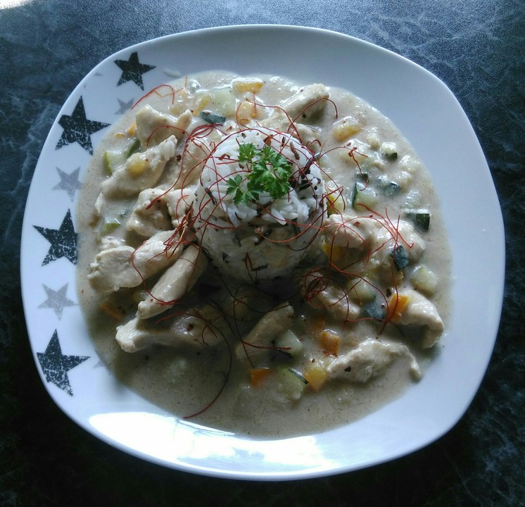 Hähnchen-Zucchini-Geschnetzeltes mit Kokosmilch von ManuGro | Chefkoch.de