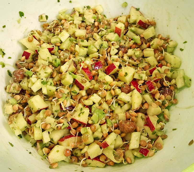 Linsensprossen-Avocado-Apfel-Salat mit Ingwer-Dressing von gloryous ...