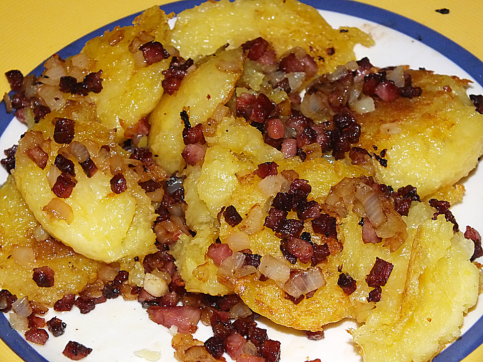Gebratene Knödel mit Speck und Zwiebeln von mimamutti | Chefkoch.de
