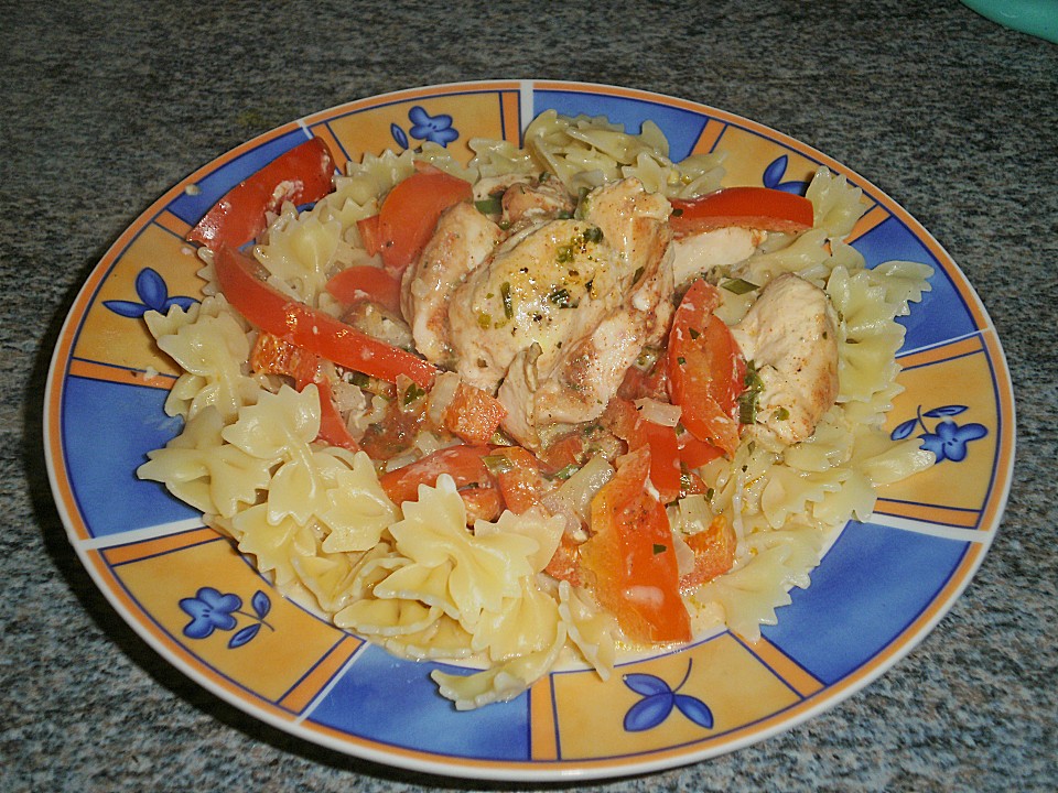Zwiebel - Paprika - Sahne Hähnchen von ajnom | Chefkoch.de