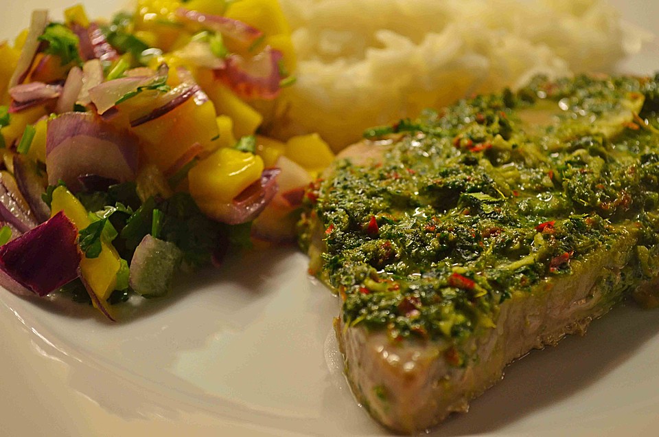Koriander - Thunfischsteak mit Mango Salsa von flotte-lotte | Chefkoch.de