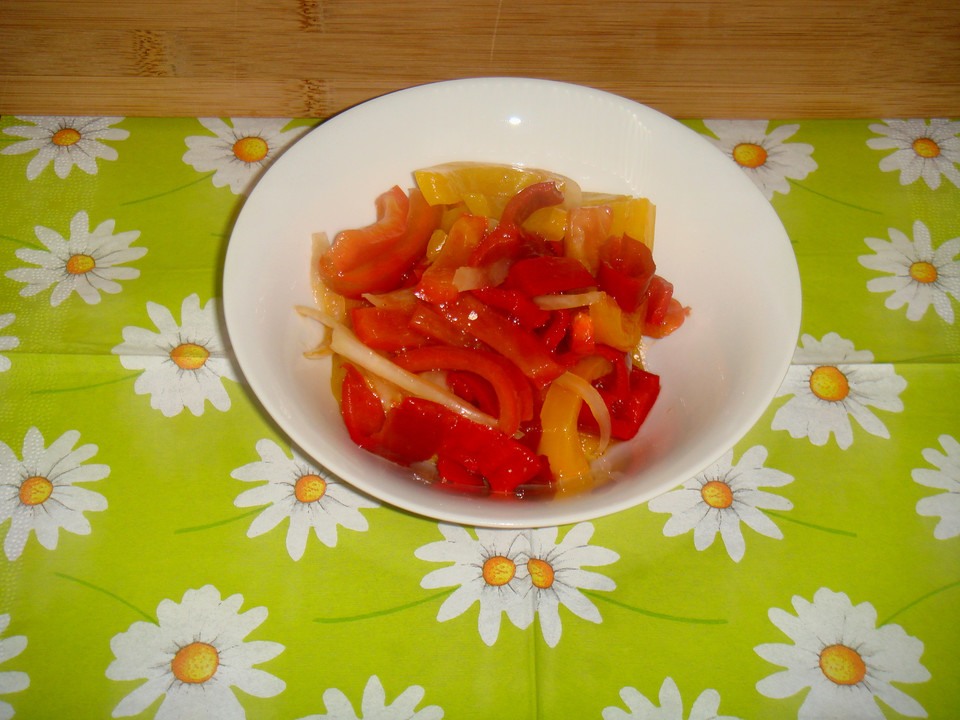Paprikasalat von Yella | Chefkoch.de