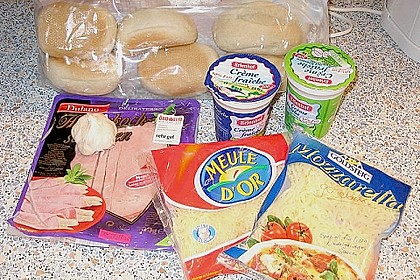 Pikante Partybrötchen mit Creme fraiche 5