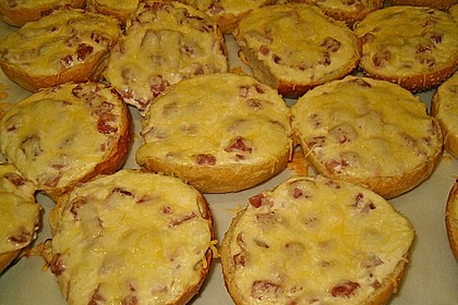 Pikante Partybrötchen mit Creme fraiche 4
