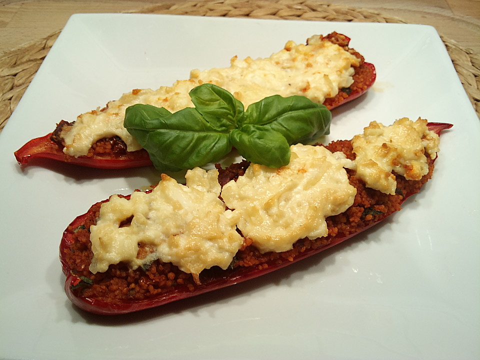 Gefüllte Spitzpaprika mit Tomaten-Couscous und Fetacreme von alexs5392 ...