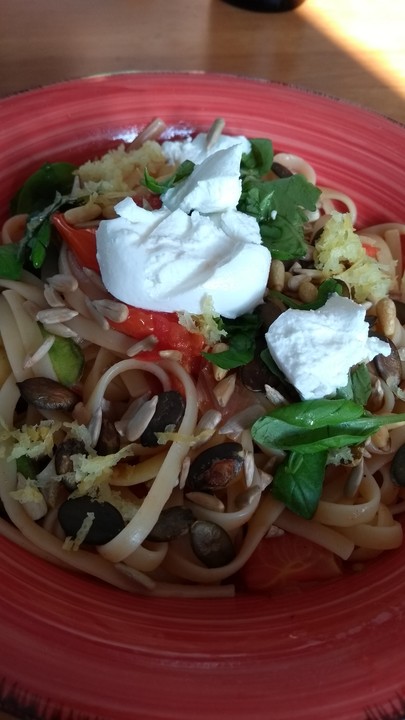 Sommer-Pasta mit Gemüse und Ziegenfrischkäse von anna--banana | Chefkoch.de