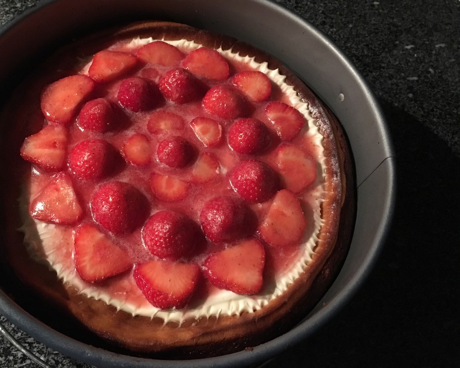 American Strawberry Cheesecake mit Erdbeertopping von Sunny9414 ...