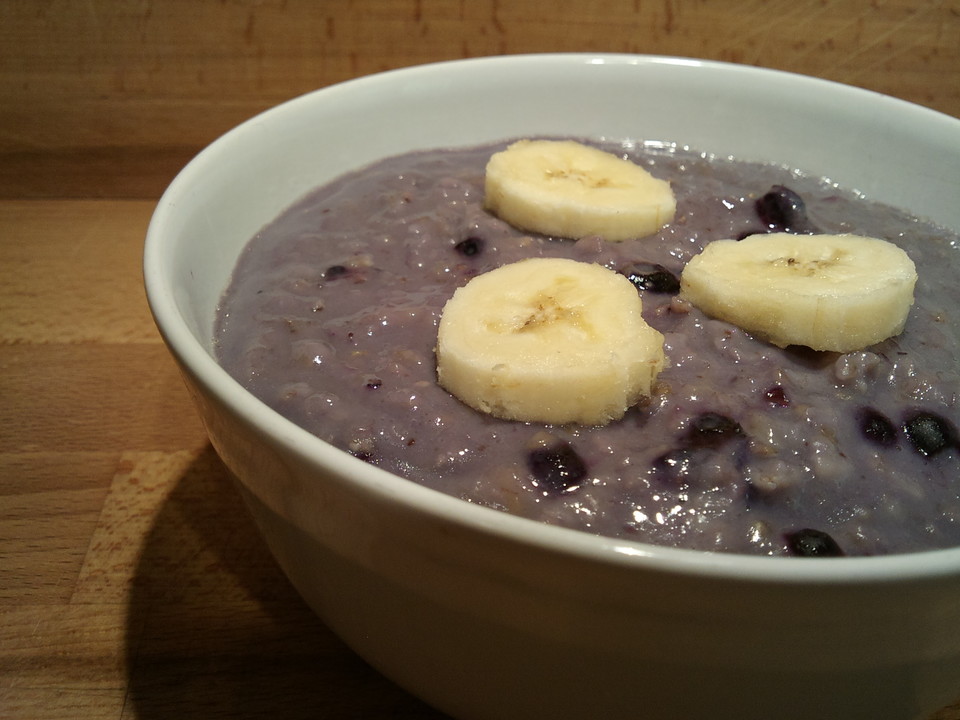 Porridge mit Heidelbeeren und Banane von Anni1998 | Chefkoch.de
