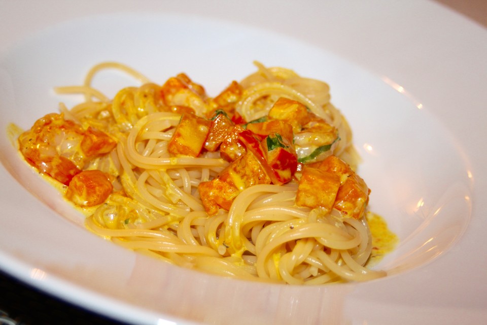 Spaghetti in Kürbis-Garnelen-Sahnesoße von TASTEria | Chefkoch.de
