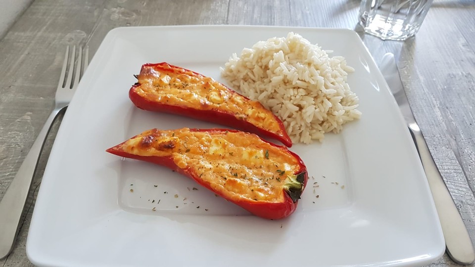 Paprika mit Feta-Mozzarella-Füllung von Brummer09 | Chefkoch.de