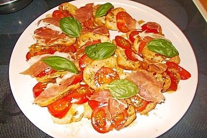 Italienischer Tomaten-Brotsalat 5