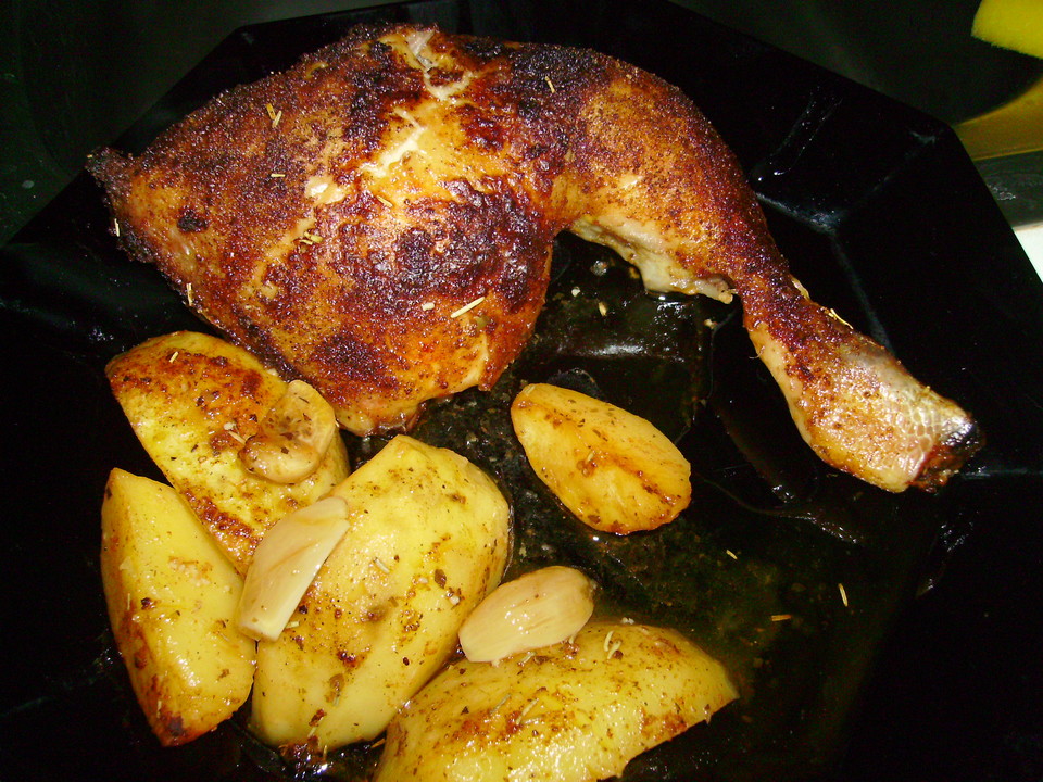 Hähnchenschenkel mit Kartoffeln und Knoblauch von Carco | Chefkoch.de