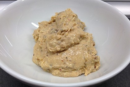 Pikanter Dattel-Frischkäse-Dip 6