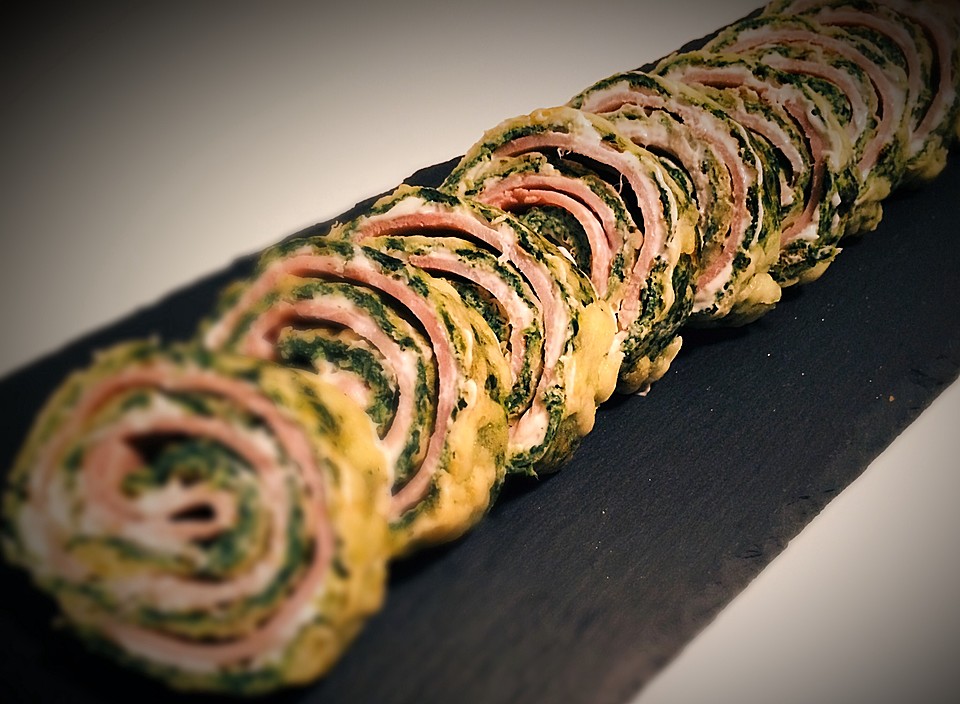Low-Carb Spinatrolle mit Frischkäse und Kochschinken von pandahime ...