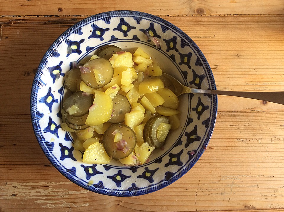 Bayrischer Kartoffelsalat mit Gurke von flotte-lotte | Chefkoch.de