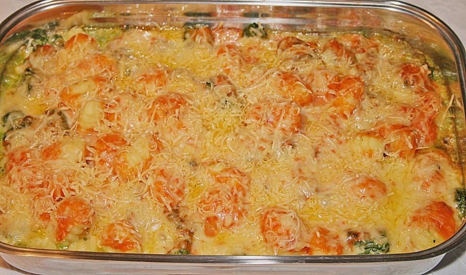 Gnocchi-Auflauf mit Spinat und Mozzarella