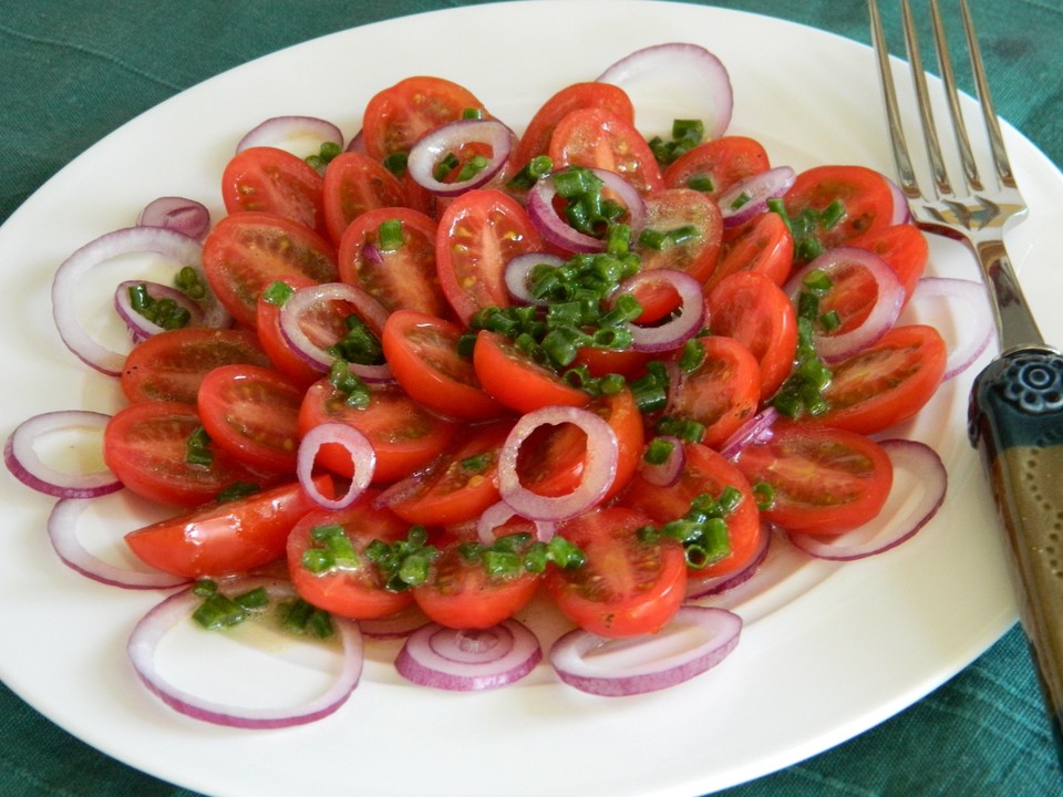 Tomatensalat In Eiercreme — Rezepte Suchen