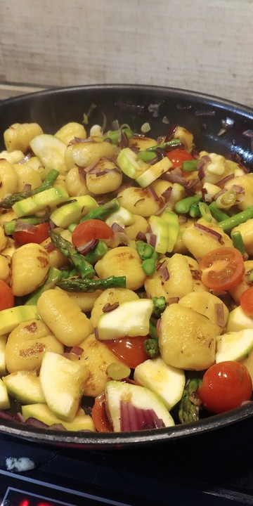 Gnocchi-Gemüsepfanne von Helfer55po | Chefkoch.de