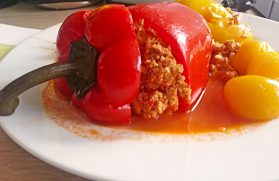 Gefüllte Paprika von vegan_stud | Chefkoch.de