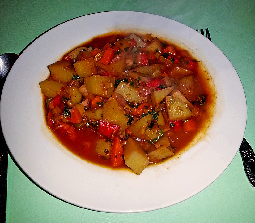 Veganes Gulasch mit Kartoffeln von regenwerk | Chefkoch.de