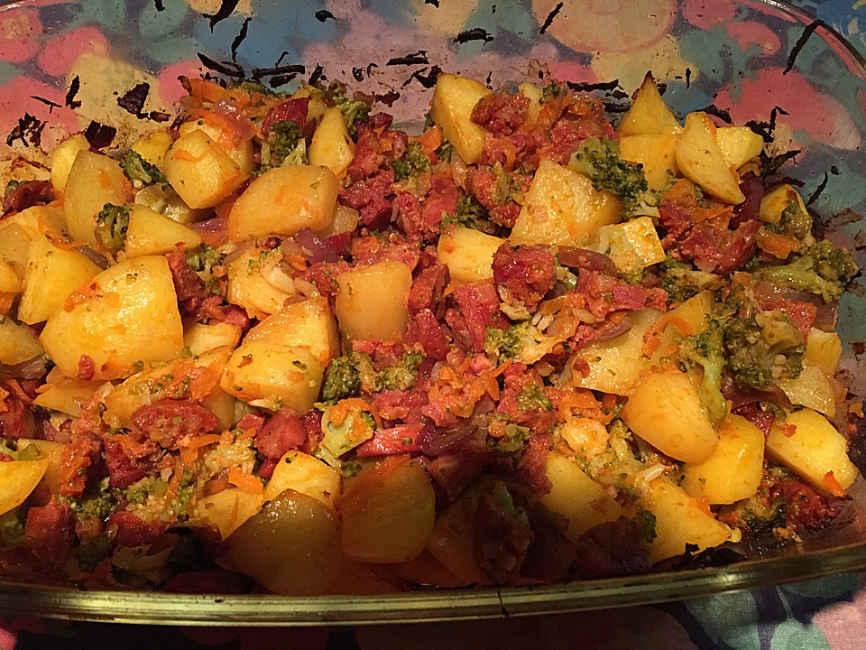 Chorizo-Kartoffel-Zwiebeln-Pfanne