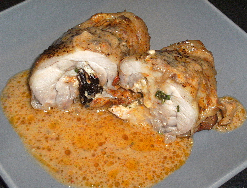Pollo Fino, entbeinte Hänchenkeulen, gefüllt mit frischen Kräutern und ...