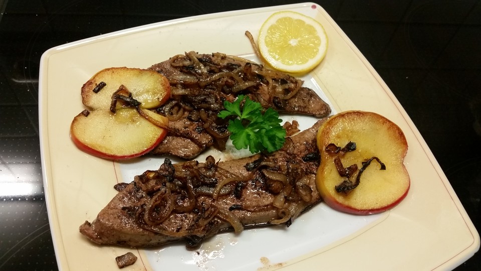 Leber Berliner Art mit Apfelscheiben von trekneb | Chefkoch.de Leber Berliner Art mit Apfelscheiben von trekneb | Chefkoch.de