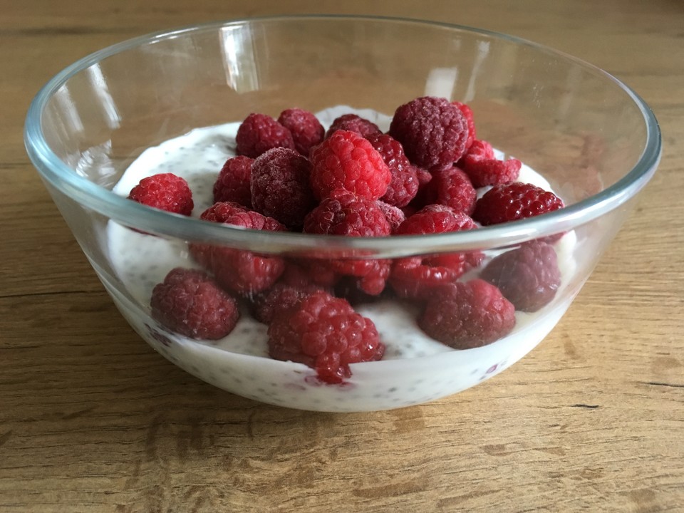Chia-Pudding mit Joghurt und Früchten von LauraBardot | Chefkoch.de