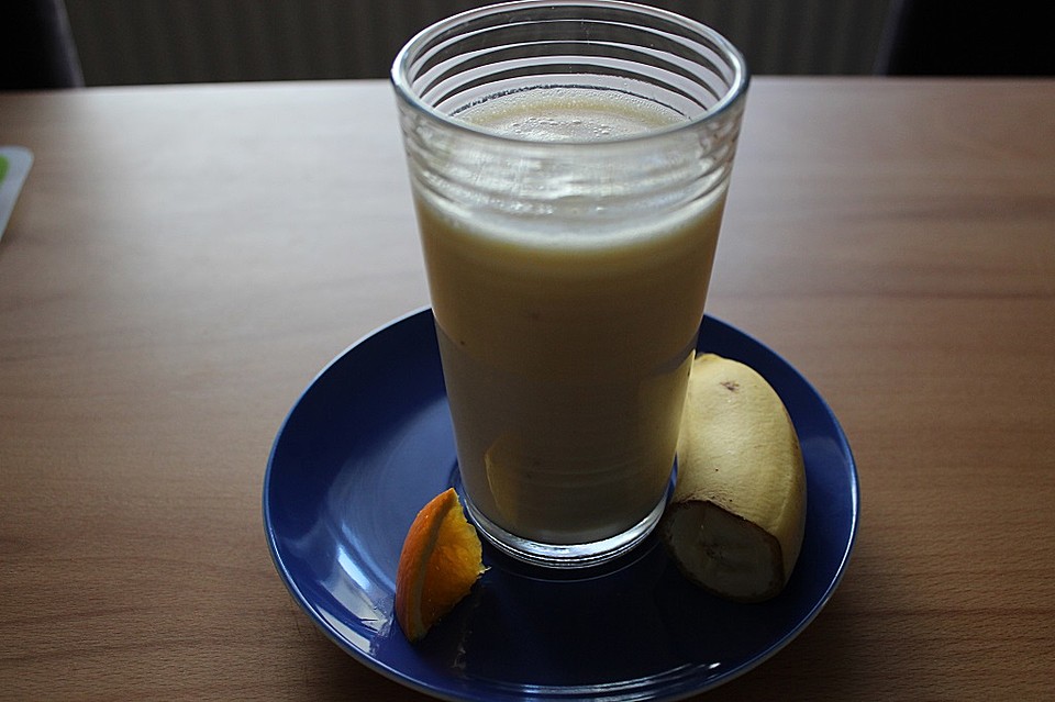 Orangen-Bananen-Buttermilch-Smoothie von patty89 | Chefkoch.de