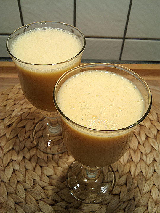 Orangen-Bananen-Buttermilch-Smoothie von patty89 | Chefkoch.de