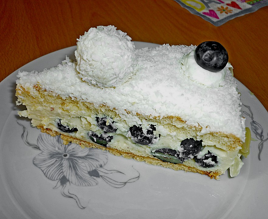 Erdbeertorte mit zarter Joghurtcreme von alina1st | Chefkoch.de
