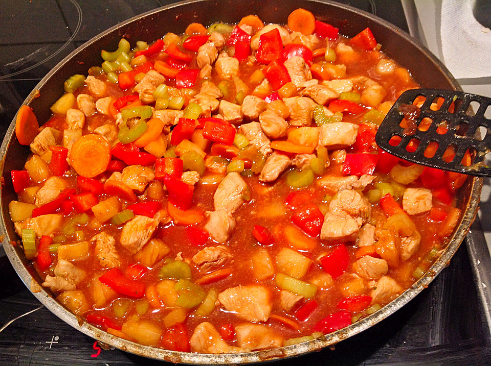 Hähnchen süß - sauer mit buntem Gemüse von mamakuschel | Chefkoch.de