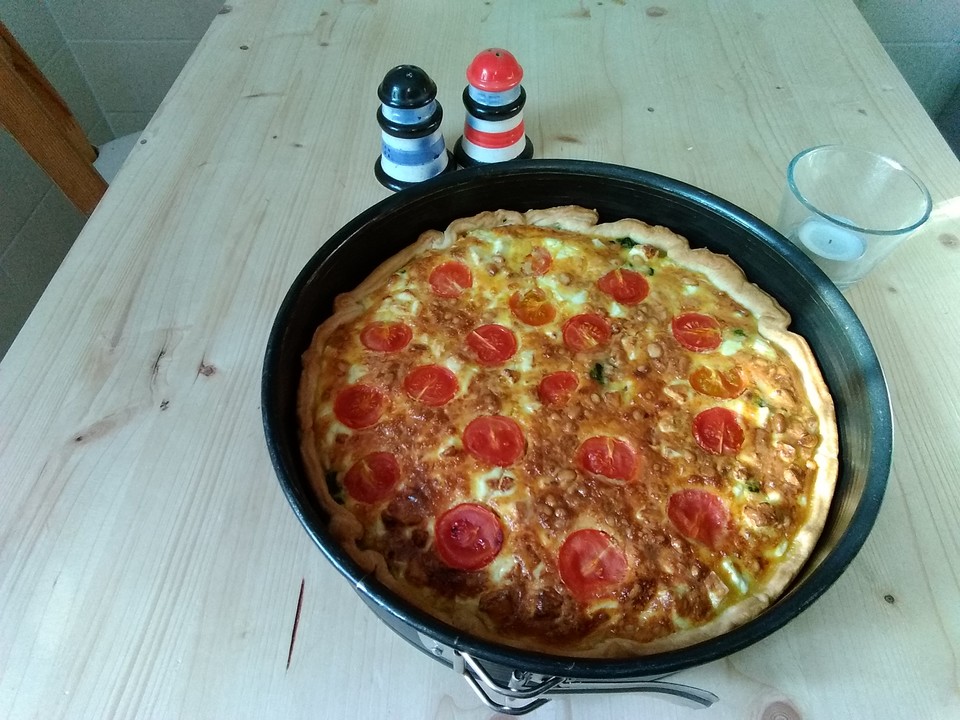 Quiche mit Spinat, Feta, Tomaten und Pinienkernen von shelly_we ...