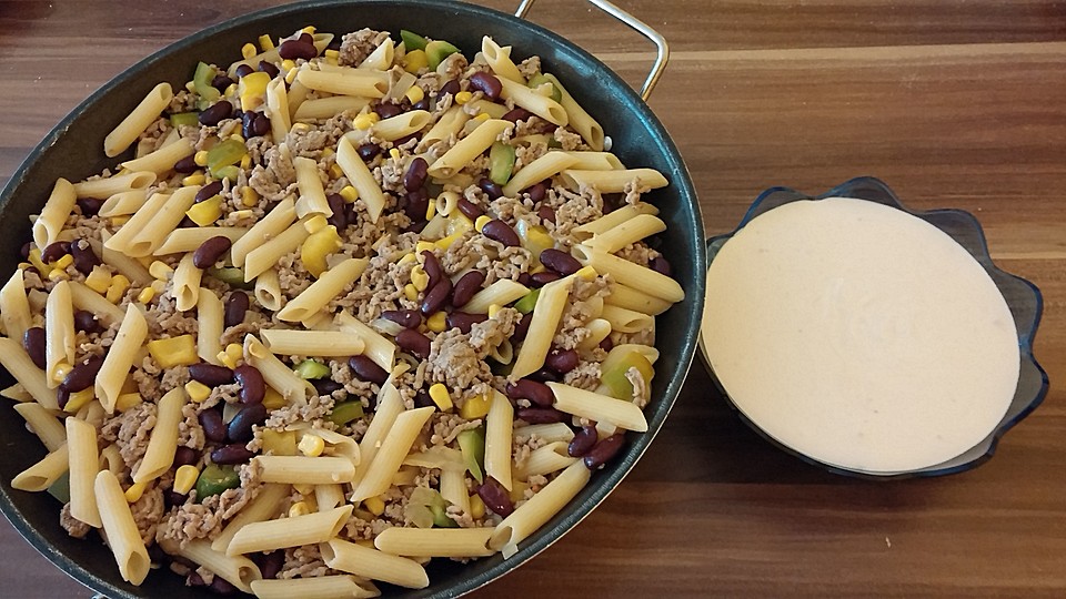 Mexikanische Hackfleisch-Nudelpfanne von jannice74 | Chefkoch.de