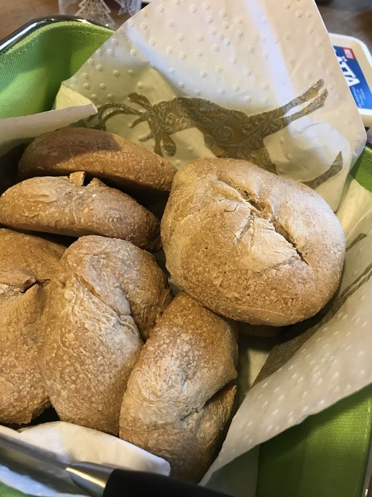 Dinkel-Vollkorn-Brötchen von Chrissy_smile | Chefkoch.de