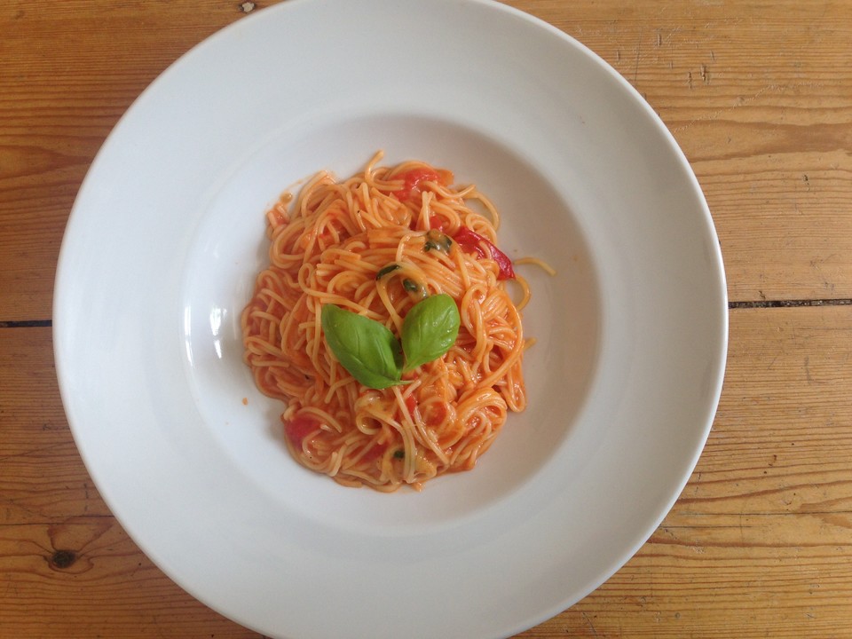 One Pot Pasta Tomate Mozzarella Von Noname Chefkoch De